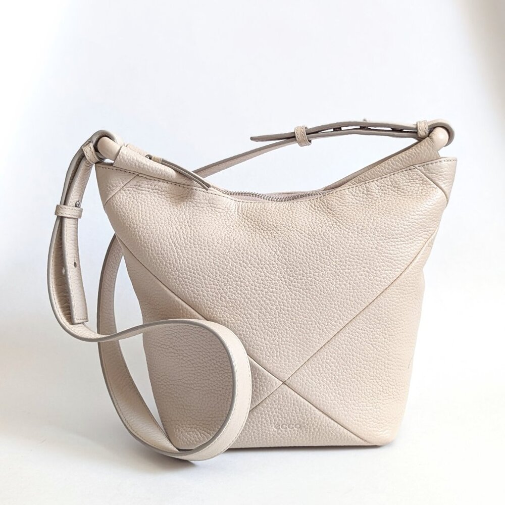 ECCO Linnea Crossbody Beige Pebbled Leather Purse Bag